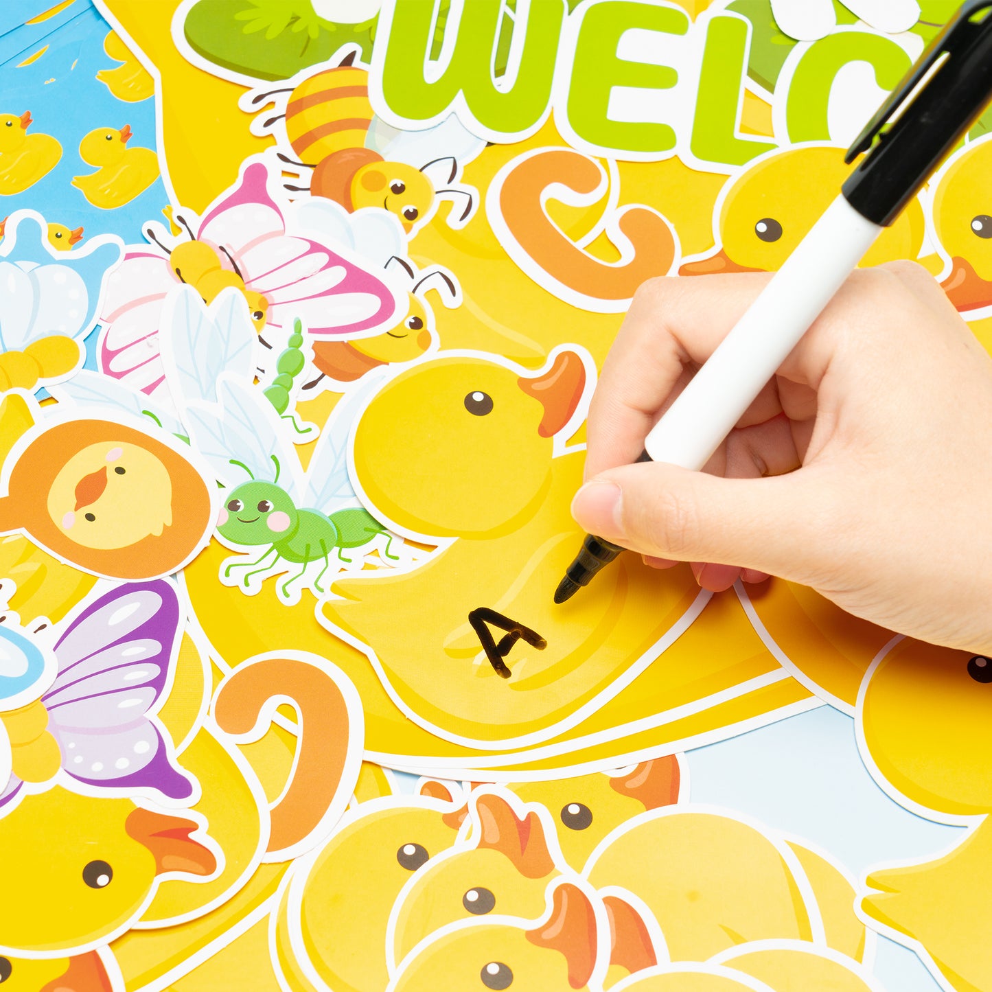 120Pcs Duck Bulletin Board Back to School Decoration Cutouts Set With Welcome Back and Duck Butterfly Pattern to Welcome Students Back To Campus for Start of School Season in Classroom Or Home Decor